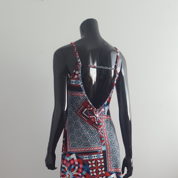 Love Dress With Beautiful Geo-Print Size M. (K) - Picture 5 of 6